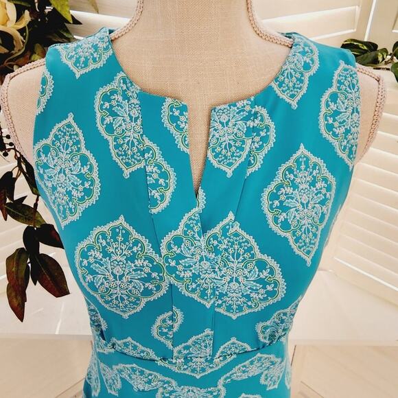 CHARTER CLUB BLUE/WHITE GEOMETRIC V NECK DRESS SIZE SMALL - Picture 4 of 6